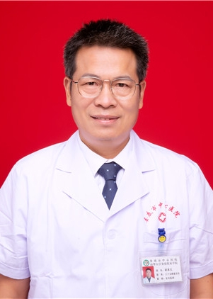 梁革文