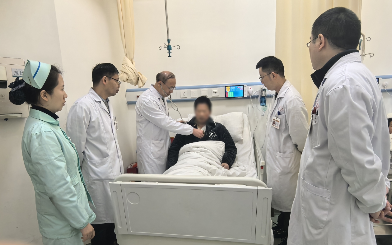 从“紫脸”到“红脸”:一颗被“疏通”的心