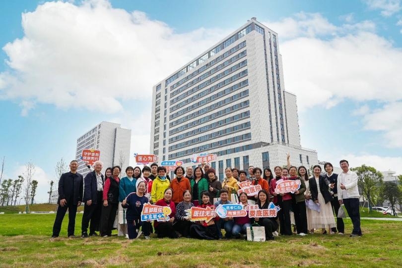 【国家区域医疗中心建设】离退休老同志走进国家区域医疗中心